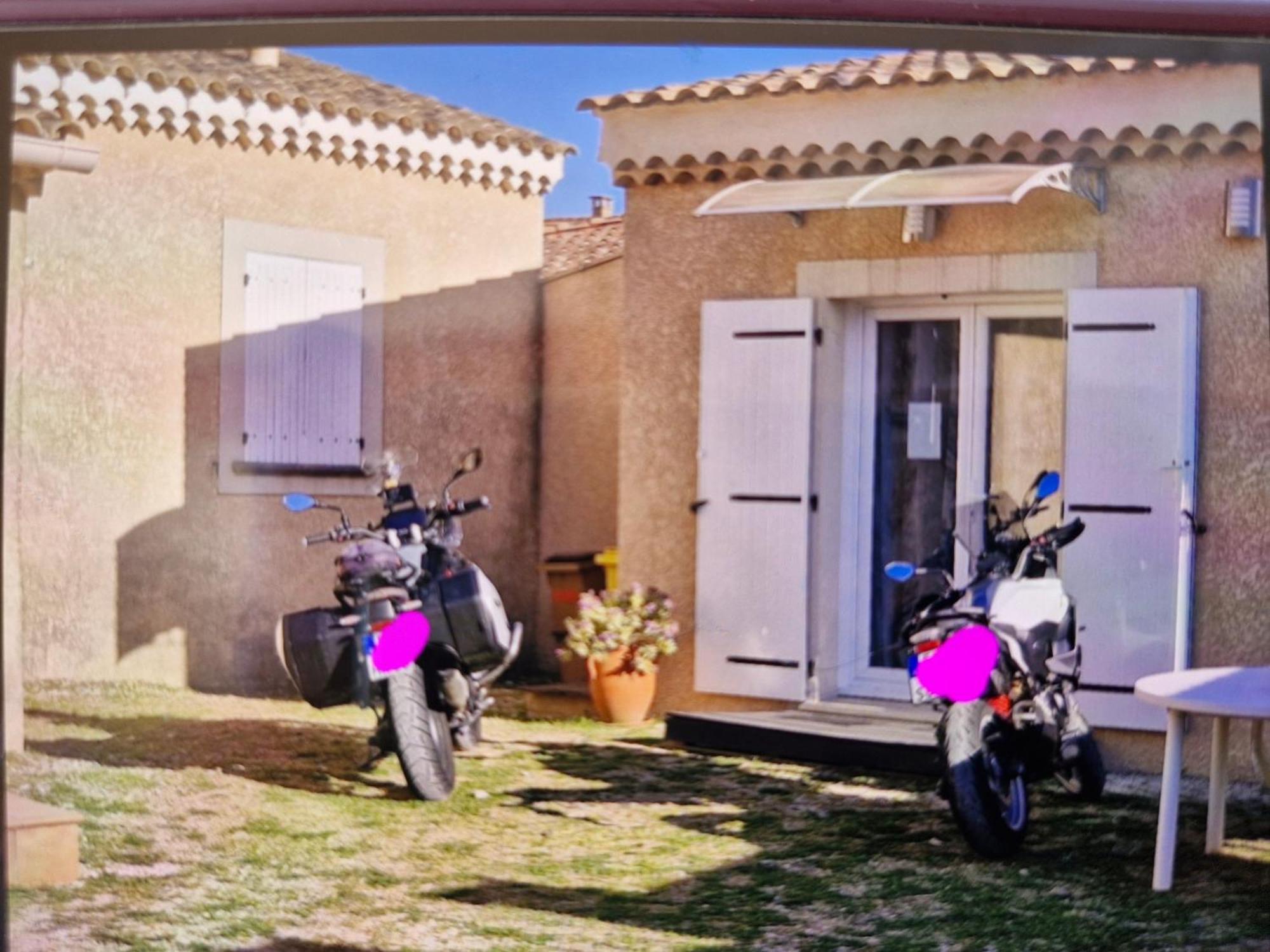 Petite Maison Meublee Entre Avignon Et Carpentras Morieres-les-Avignon ภายนอก รูปภาพ
